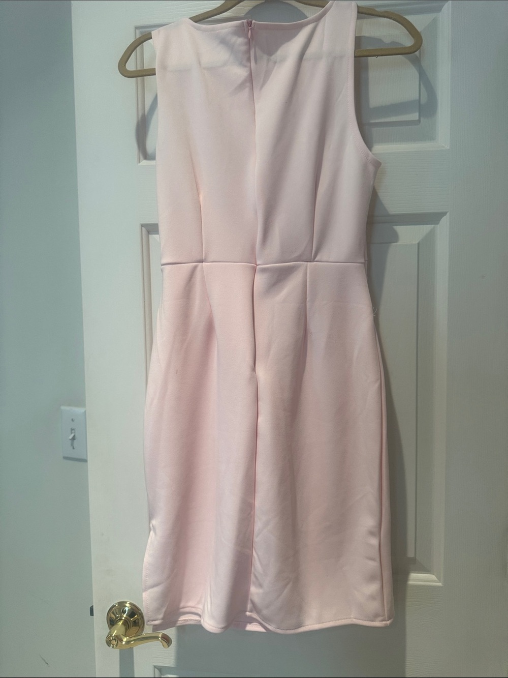 Elegant Sleeveless Pink Bow Sheath Dress - Picture 3 of 3